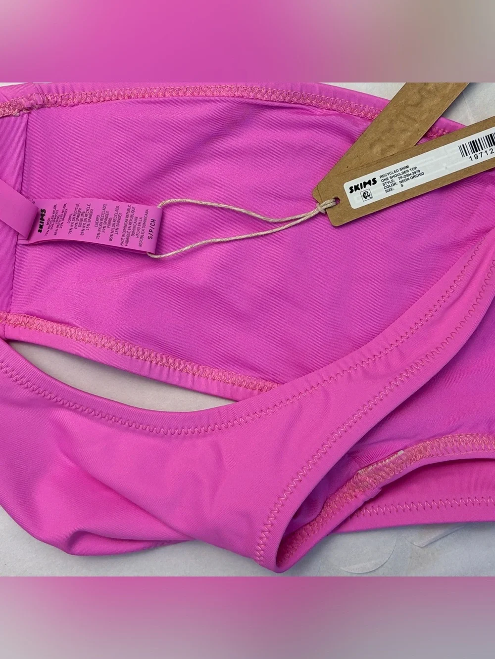 ✨ SKIMS Signature Swim One Shoulder Bikini Top – Neon Orchid – S – NWT✨